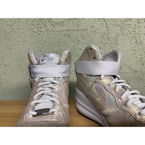 NIKE LUNAR FORCE 1 SKY‎ HIGH PREMIUM QS WHITE-MET SILVER SZ 7.5 704518-100 Woman - Picture 4 of 11